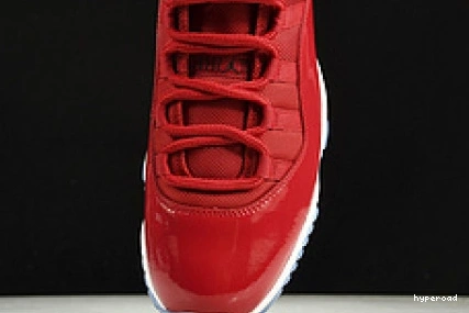 Hyperoad MENS RETRO“GYM 11 RED” AIR JORDAN 0827